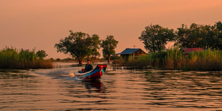 068 Cambodja, Siem Reap, drijvend dorp.jpg